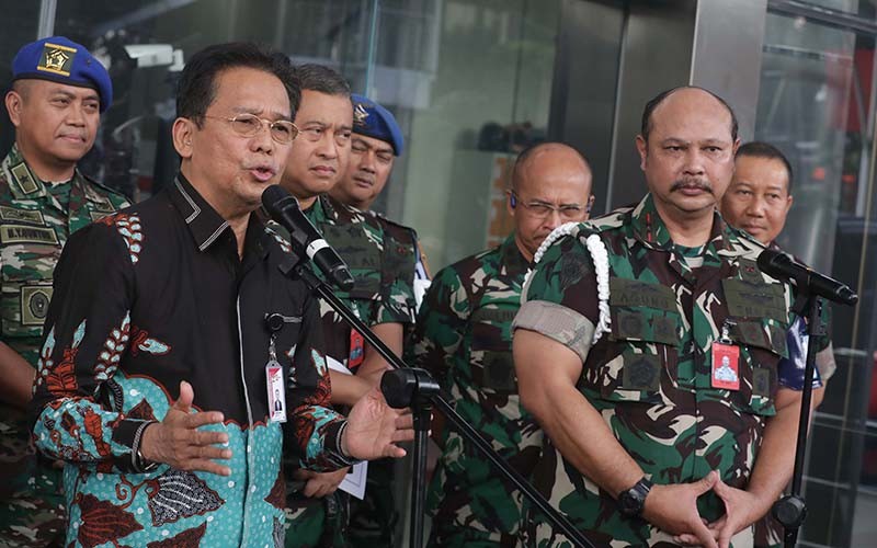 Didatangi Petinggi TNI, KPK Ngaku Khilaf Tetapkan Kepala Basarnas Tersangka - Bagian 1