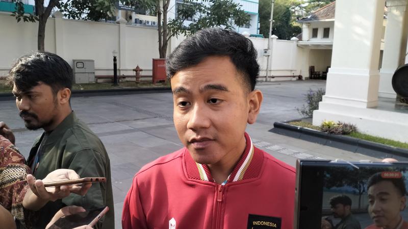   Gibran Bantah Urus SKCK untuk Keperluan Cawapres: Cek En neng Polda