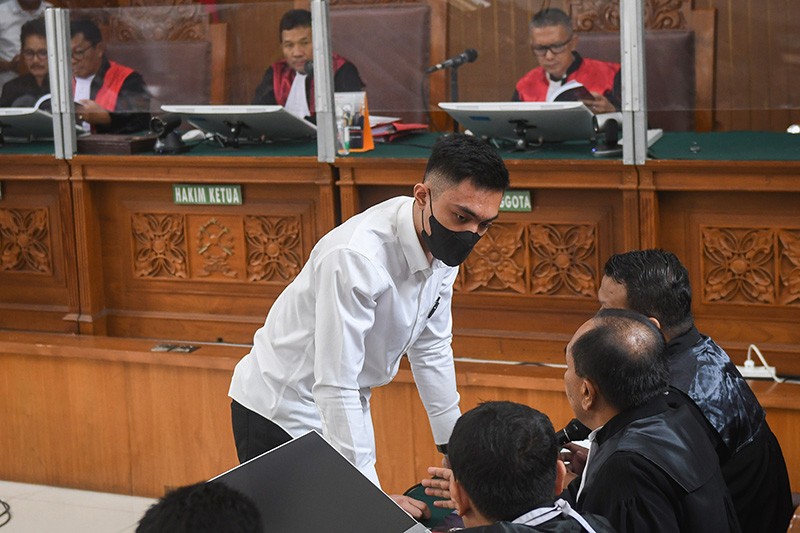 Ekspresi Mario Dandy Dituntut 12 Tahun Penjara dan Ganti Rugi Rp120 Miliar - Bagian 3