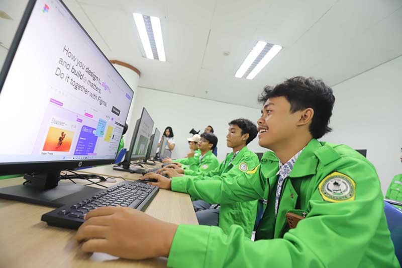 Antusiasme Siswa SMK Al-Huda Ikuti Workshop MNC University - Bagian 4