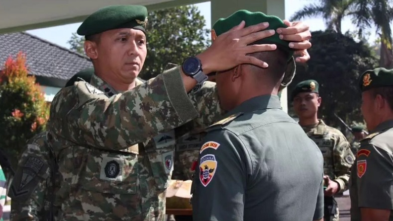 Sosok Perwira Kopassus Danang Prasetyo, Keponakan SBY Piawai Menembak dan Terjun Payung