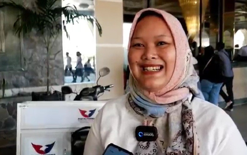 Terima Gerobak dari HT, Pedagang di Kaltim Doakan Partai Perindo Makin Sukses