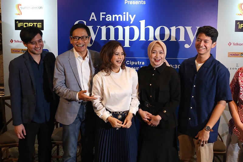 Addie MS bersama Istri dan Kedua Anak Gelar Konser A Family Symphony - Bagian 3