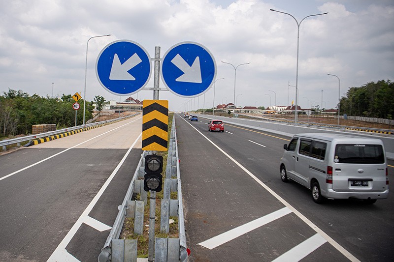 Tarif Gratis Jalan Tol Trans Sumatera Ruas Simpang Indralaya-Muara Enim KM56 - Bagian 1