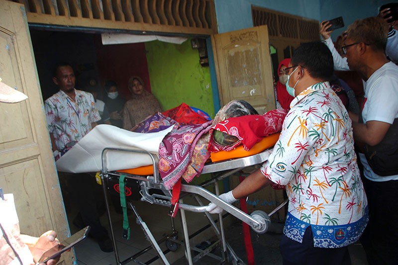 Penyakit Langka Diderita Bocah Asal Desa Sukareja Tegal, Sekujur Tubuh Melepuh - Bagian 2