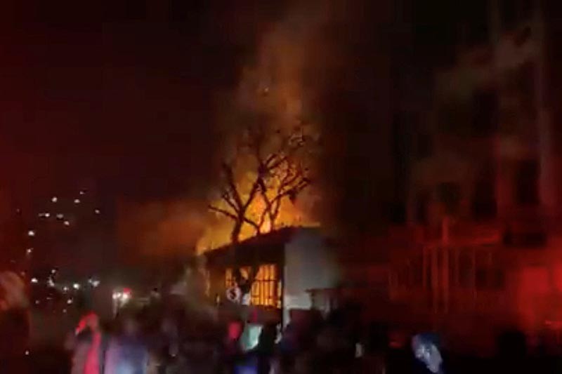 Puluhan Mayat Korban Kebakaran Bergelimpangan di Jalanan Johannesburg Afsel - Bagian 5