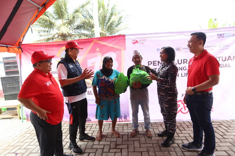 IFG Bike Charity, Ratusan Warga Pesisir Pangandaran Dapat Bansos dan Sembako - Bagian 1
