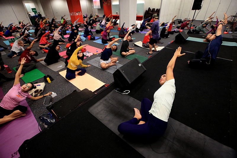 1.200 Peserta Mengikuti PRUActive, Olahraga Bersama dari Yoga hingga Zumba - Bagian 1