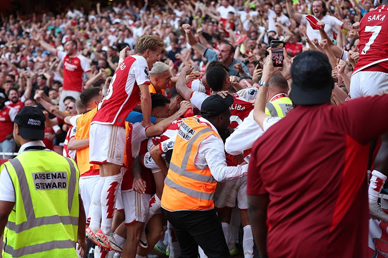 Selebrasi Pemain Arsenal Bungkam Manchester United 3-1 - Bagian 4