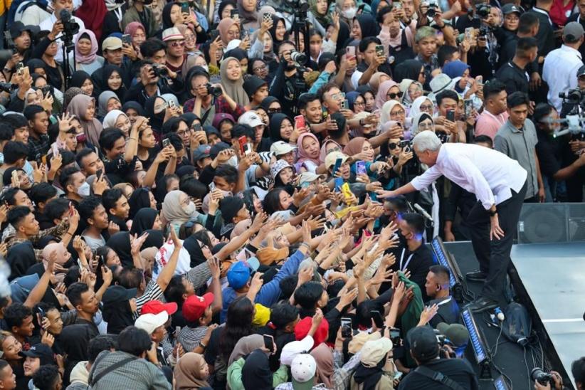 Ganjar Pranowo Pamit sebagai Gubernur, Ribuan Warga Melepas dengan Haru - Bagian 1