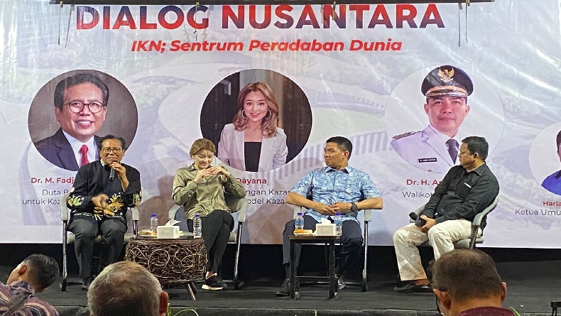 Dayana Influencer dan Model Kazakhstan Diskusi IKN Nusantara dengan Wali Kota Samarinda