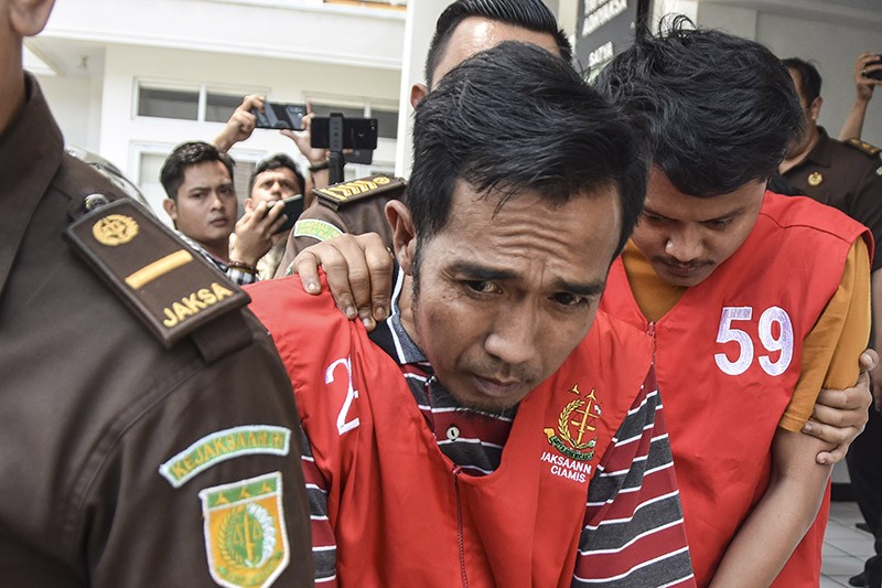 Tampang Oknum Guru Diduga Korupsi Peralatan UNBK Ditahan Kejaksaan - Bagian 1
