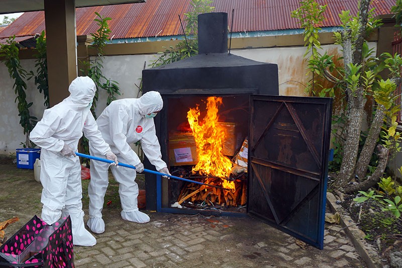 Puluhan Kilogram Daging Positif Flu Babi Afrika Dimusnahkan di Kota Sorong - Bagian 1