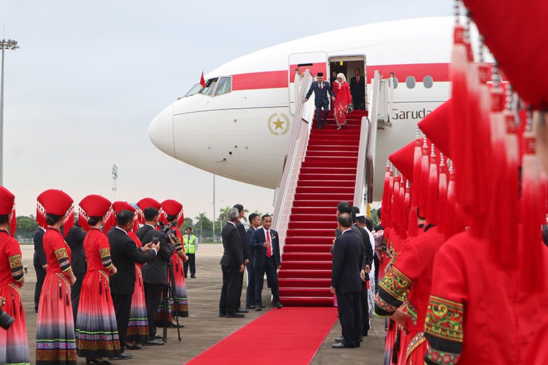 Wapres Ma'ruf Amin Tiba di China, Disambut Tarian Tradisional 12 Suku - Bagian 2