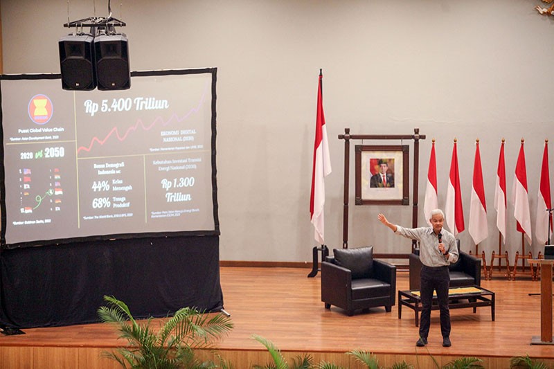 Kuliah Kebangsaan di UI, Ganjar Pranowo Disambut Mahasiswa Berjas Kuning - Bagian 4