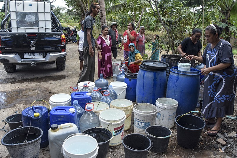 Muhammadiyah Distribusikan 12.000 Liter Air Bersih Setiap Hari  - Bagian 1