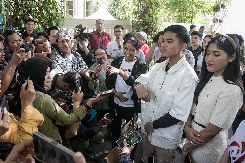 Kaesang Pangarep Didampingi Istri Resmi Gabung PSI - Bagian 2
