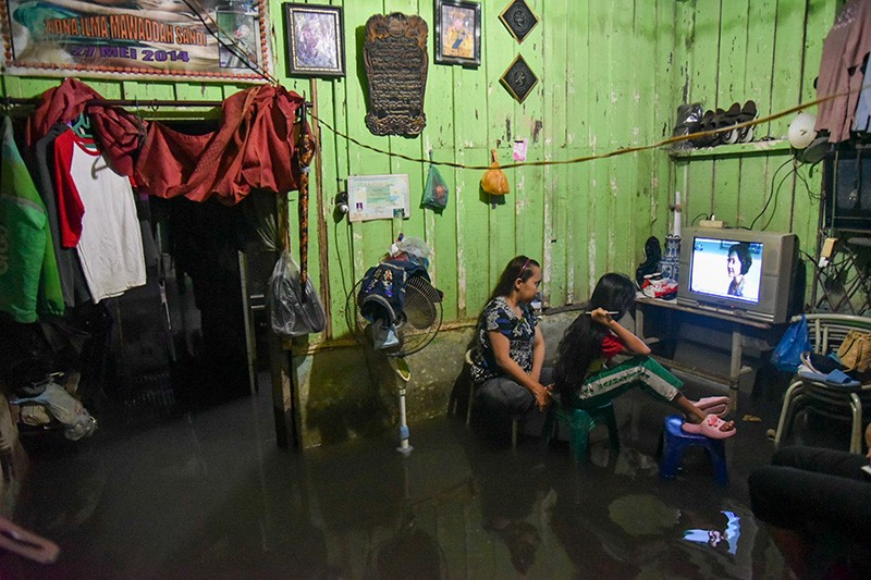Kota Medan Terendam Banjir akibat Sistem Drainase Buruk - Bagian 1
