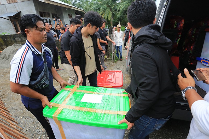 Polda Metro Jaya Gerebek Rumah Berisi 165 Kg Sabu di Desa Ujong Drien Aceh Barat - Bagian 4