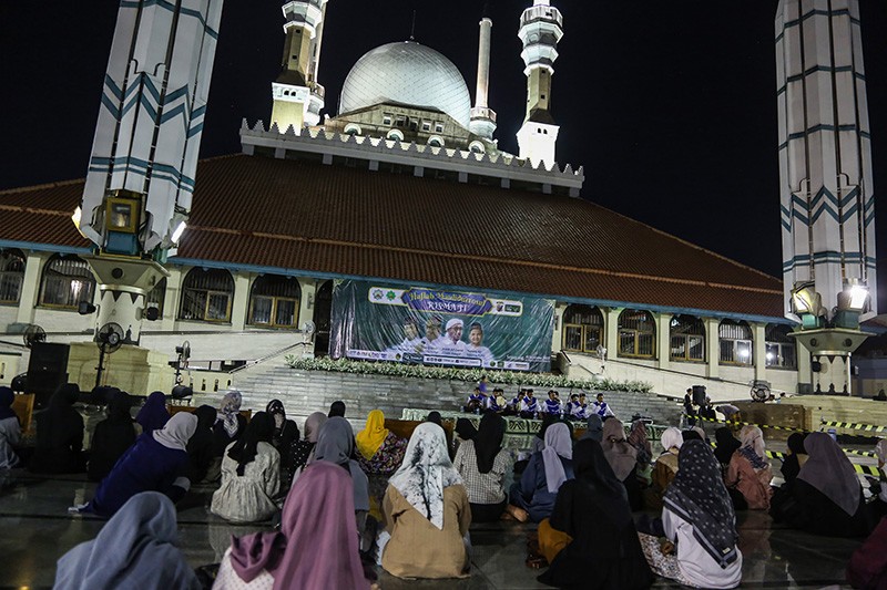 Parade 12 Jam Selawat Nabi Muhammad SAW di MAJT Semarang - Bagian 1