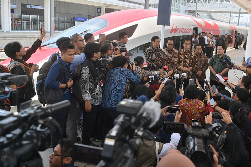 Presiden Jokowi Resmikan Kereta Cepat Whoosh - Bagian 2
