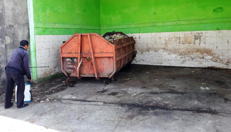 Warga Semarang Keluhkan Penumpukan Sampah, DLH Evaluasi Kinerja Driver Pengangkut