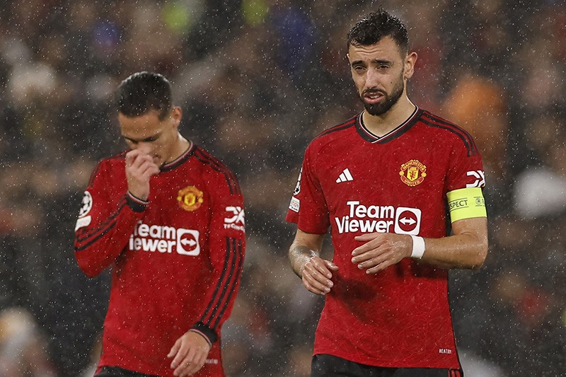 Manchester United vs Galatasaray, Setan Merah Kalah di Old Trafford - Bagian 1