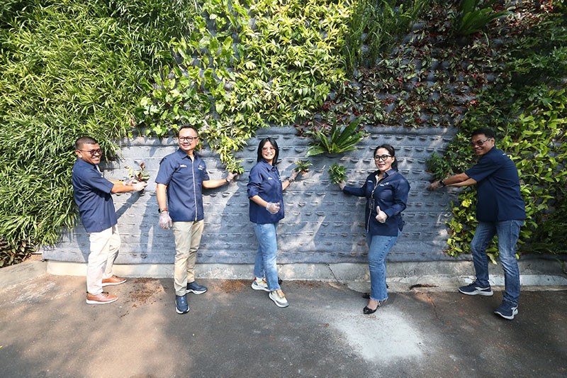 Dukung Kampanye Gotong Royong Boyong Pohon, Indonesia Re Tanam 8.000 Pohon di Area Kantor - Bagian 1