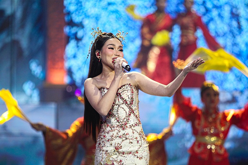 Penampilan Ayu Ting Ting Buka Konser HUT GTV Amazing 21 - Bagian 2
