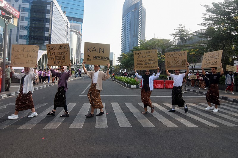Kampanye Penggunaan Kain Nusantara Berbahan Alam Indonesia - Bagian 1