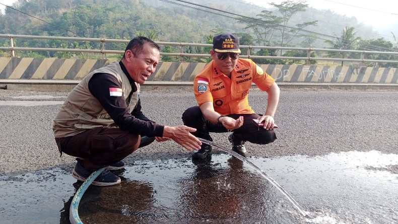 Sumber Air Susut 70 Persen, Basarnas Kirim Water Treatment ke Sumedang