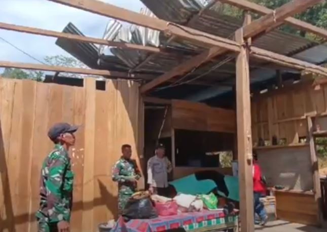 Puluhan Rumah di Mamasa Rusak Diterjang Angin Puting Beliung