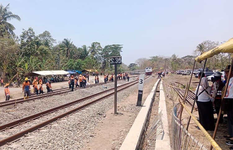 Kecelakaan Kereta Argo Semeru di Kulonprogo Tertangani, Jalur Kembali Dibuka