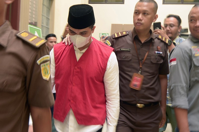 Sidang Dakwaan Perwira Polisi Loloskan Pengiriman 150 Kg Sabu - Bagian 1