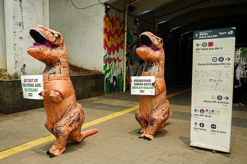 Ketika T-Rex Ajak Masyarakat Terapkan Gaya Hidup Vegan - Bagian 1
