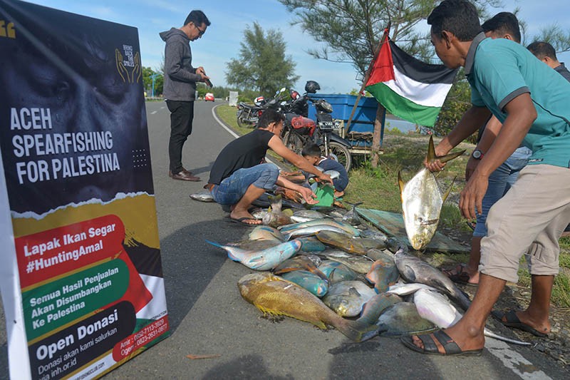 Komunitas Pemancing Lelang Hasil Tangkapan Ikan untuk Didonasikan ke Palestina - Bagian 2