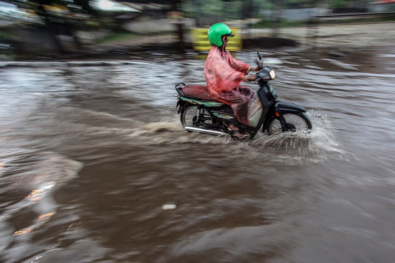 Diguyur Hujan, Akses Jalan Utama Kabupaten Bogor Terendam Banjir - Bagian 1