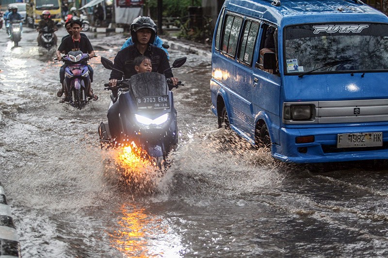 Diguyur Hujan, Akses Jalan Utama Kabupaten Bogor Terendam Banjir - Bagian 2