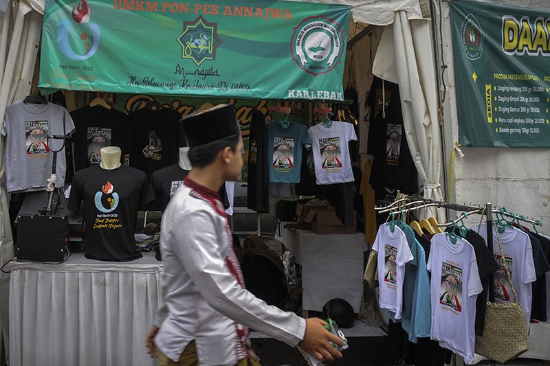 Bazar Produk UMKM Santri - Bagian 1
