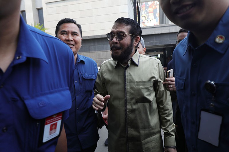 Senyum Ketua MK Anwar Usman Kembali Diperiksa MKMK - Bagian 3