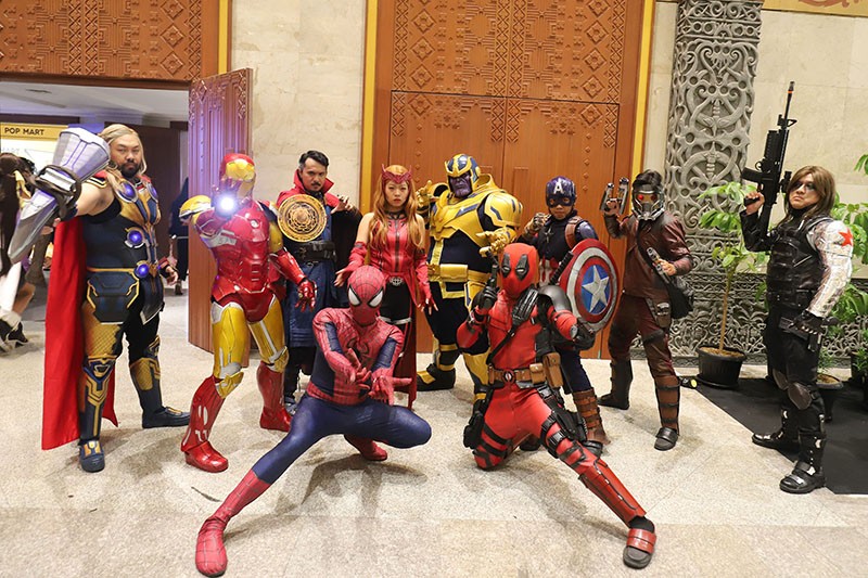Gaya Cosplayer Pamer Kostum saat Indonesia Comic CON x DG Con 2023 - Bagian 1