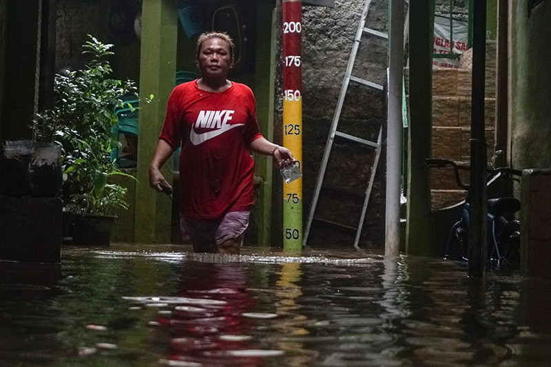 Hujan Deras, 54 RT di Jakarta Terendam Banjir - Bagian 2