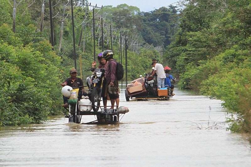Banjir Melanda Ratusan Rumah di Aceh Barat Setinggi 110 Sentimeter - Bagian 1