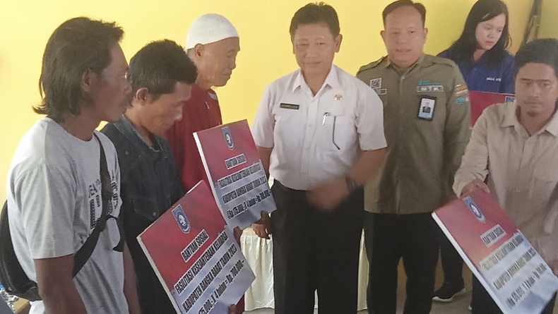 Kabar Baik, 156 KPM di Bangka Barat Dapat Bantuan Sosial Uang Tunai