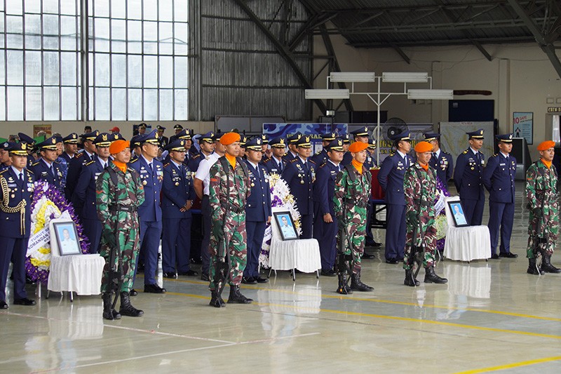 Suasana Haru Pemakaman Prajurit TNI AU Gugur Kecelakaan Pesawat Super Tucano - Bagian 1