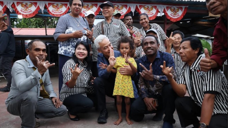 Ganjar Disambut Spesial Warga Sorong Papua Barat Daya
