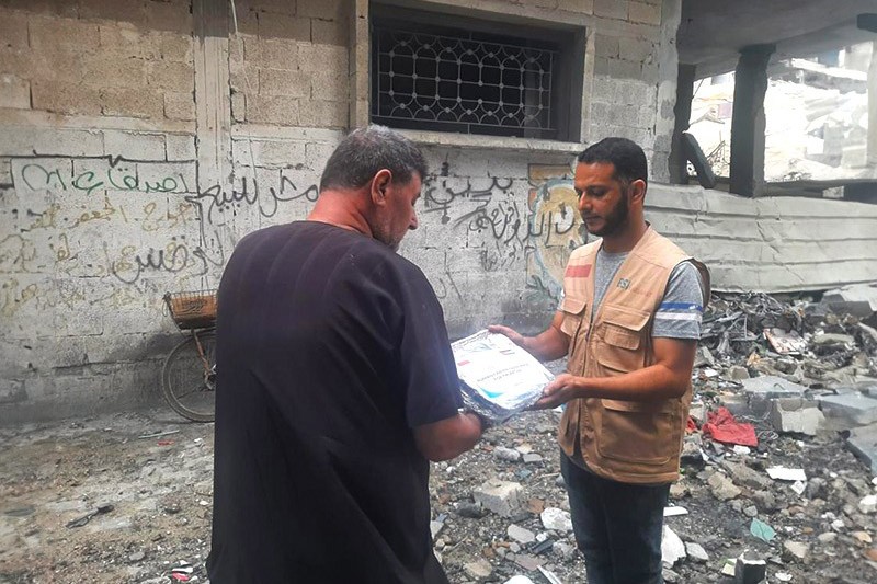 Rakyat Palestina Terima Bantuan Ribuan Paket Makanan dari BSI Maslahat - Bagian 3