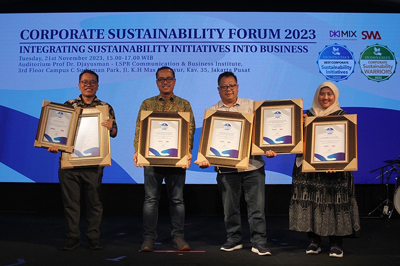 Gerakan 100% untuk Indonesia, Smartfren Borong 5 Penghargaan - Bagian 2