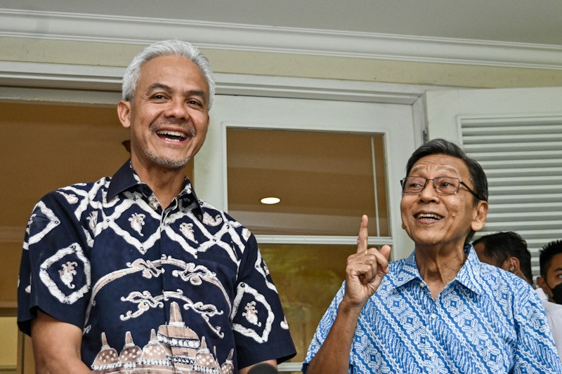 Capres Ganjar Pranowo Temui Boediono Bahas Kondisi Perekonomian Indonesia - Bagian 1
