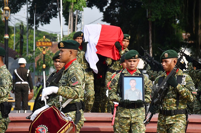Pemakaman Prajurit TNI Gugur Ditembak KKB Papua - Bagian 2